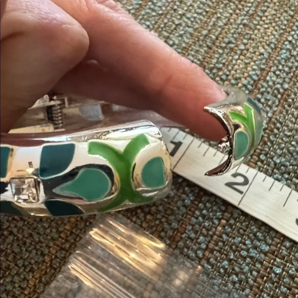 3121 Bracelet‎